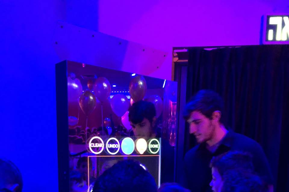 Mirror Booth