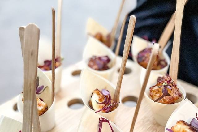 Bread Cheese Cones