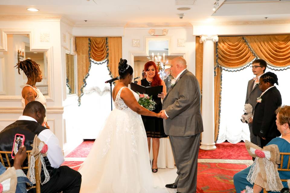 Ceremony at Garden City Hotel