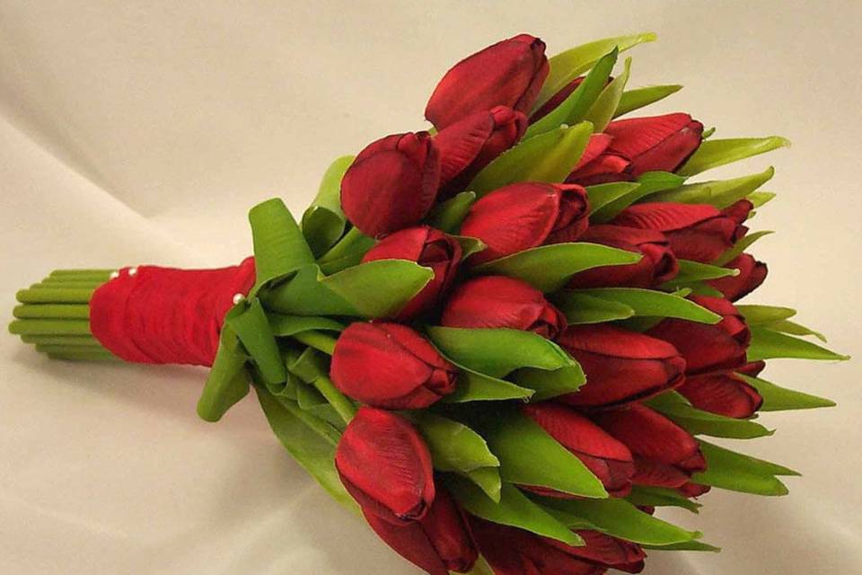 romantic red tulips bouquet