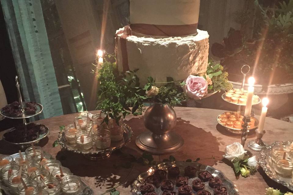Cake and dessert table display