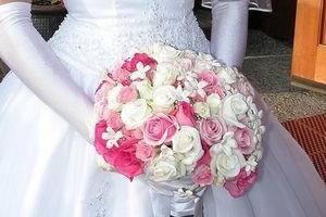 The bride holding her bouquet