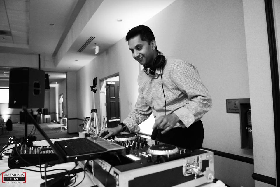 DJ Prashant - Indian Wedding DJ in Chicago