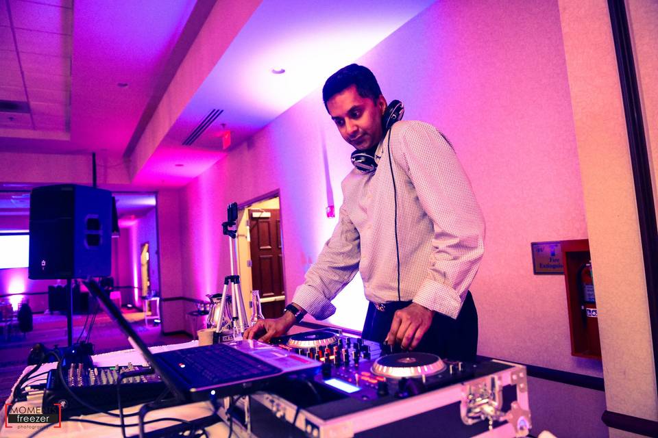 DJ Prashant - Indian Wedding DJ in Chicago
