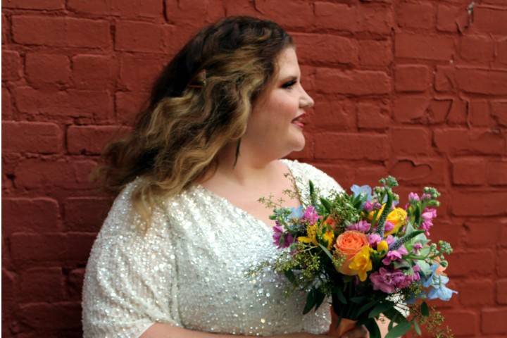 Bride with a beautiful bouquet