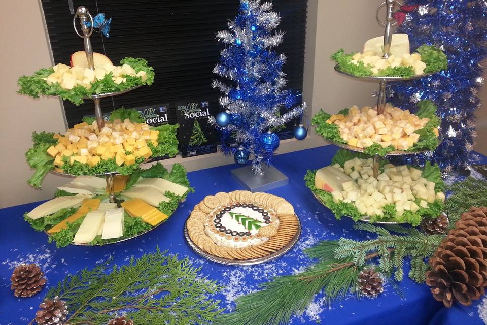Holiday Cheese Trees