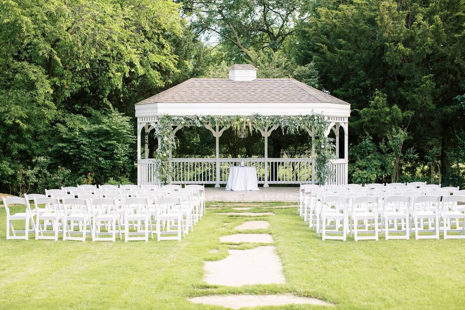 Wedding Courtyard