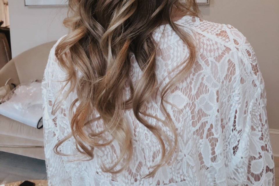 Romantic half up hairstyle