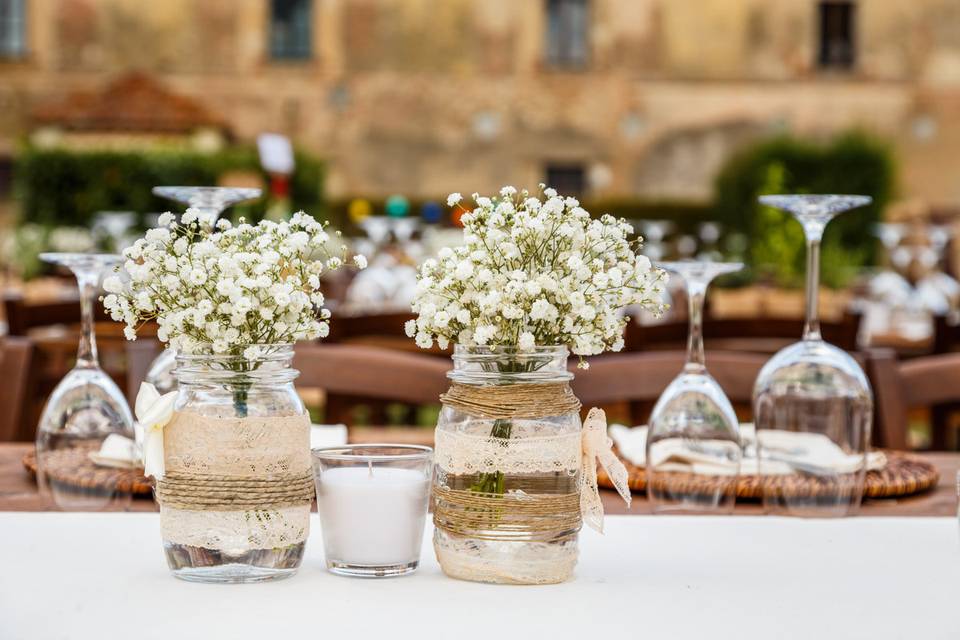 Dainty centerpieces