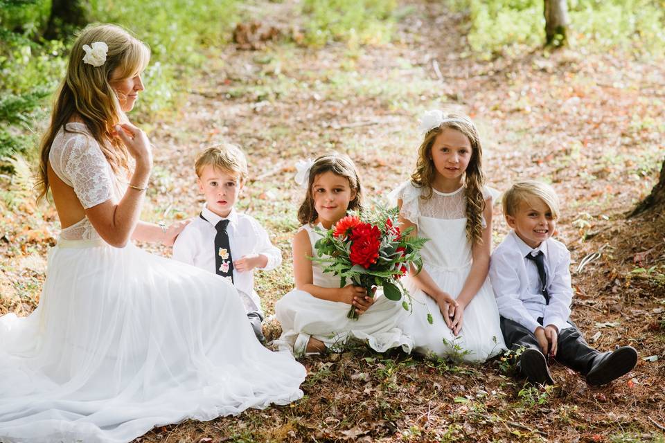 Bride with the kids