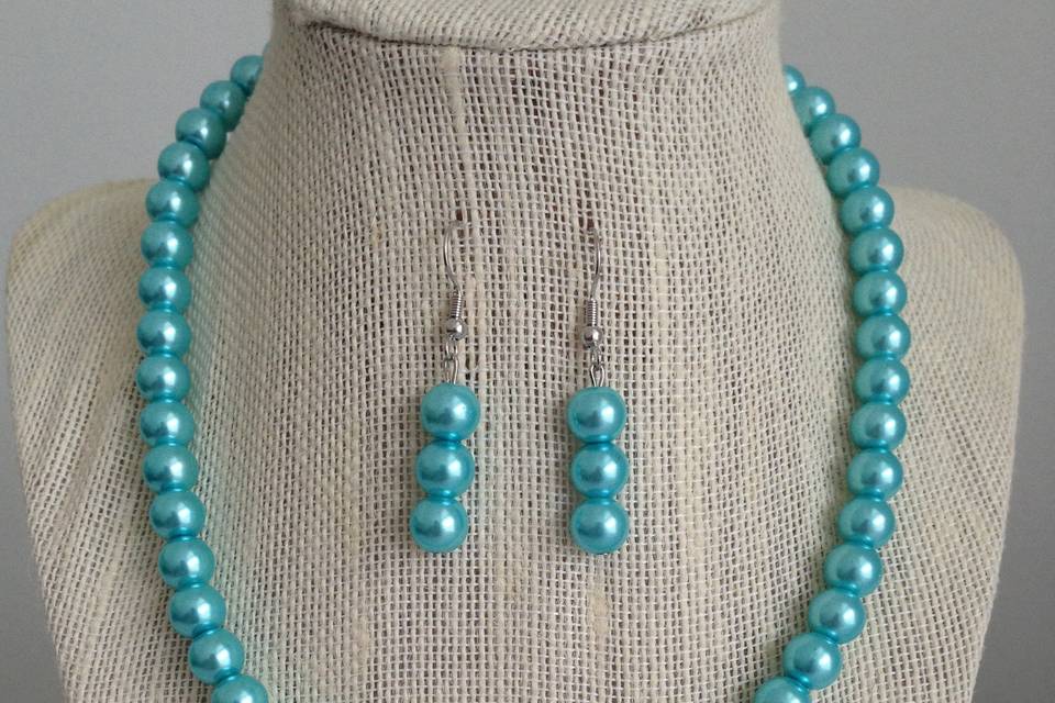 Turquoise Pearl Necklace & Earring Set