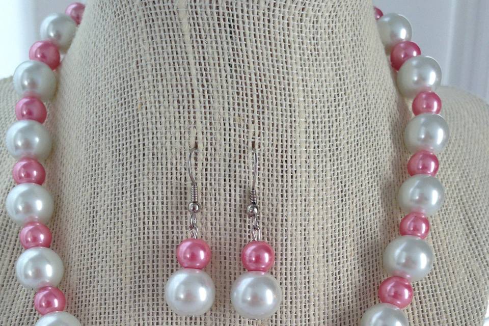 Pink and White Chunky Pearl Necklace Set