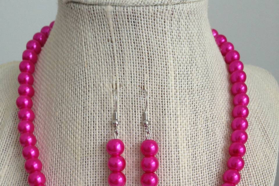 Fuchsia Pearl Necklace Set