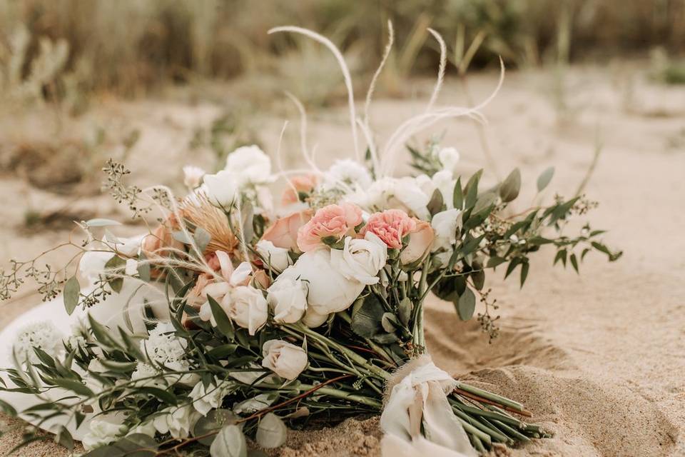 Elopement flowers