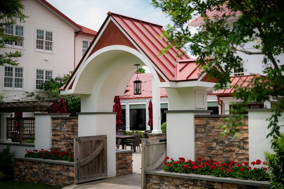 Normandy Farm Hotel