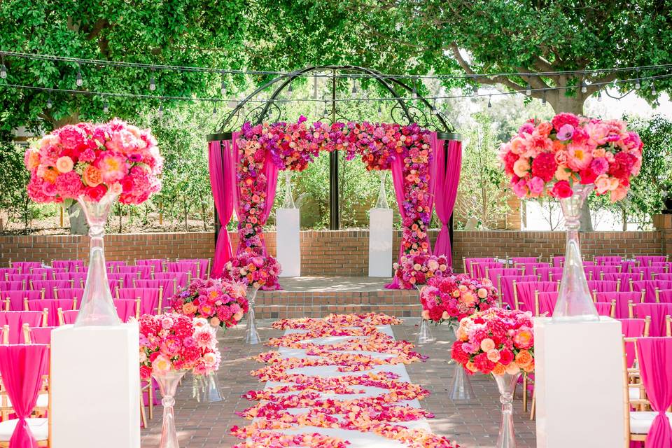 HOT PINK CEREMONY DESIGN