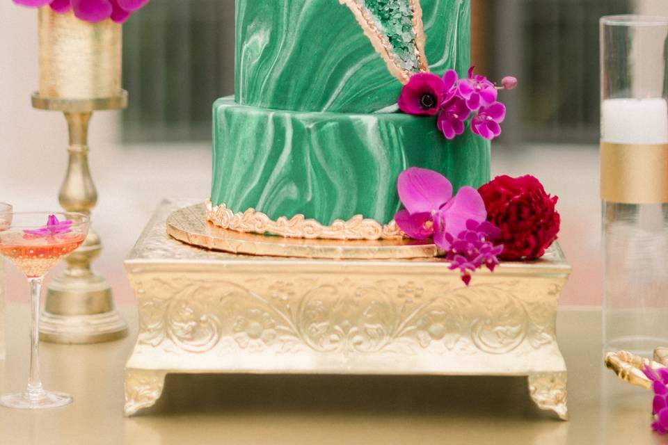 GEO WEDDING CAKE