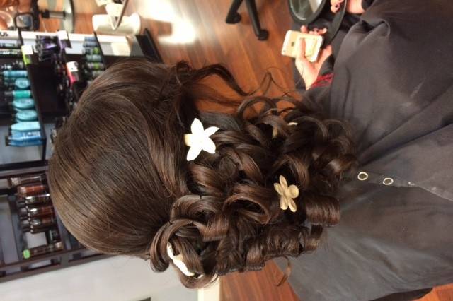 Colour Roxx Salon & Spa