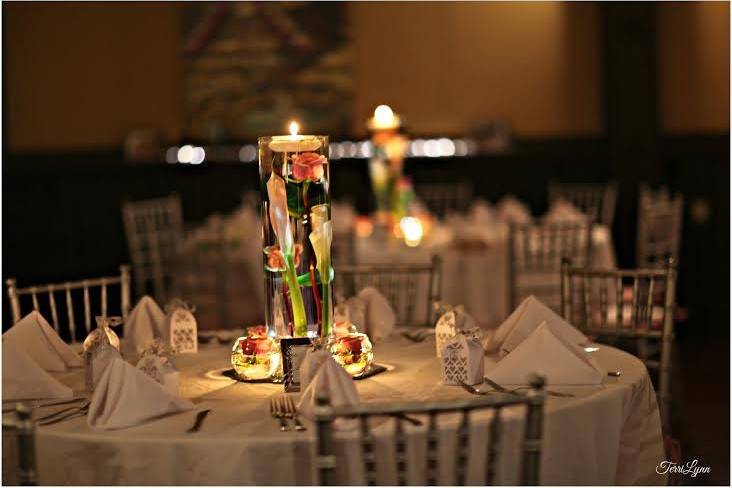 Candle lights and centerpieces