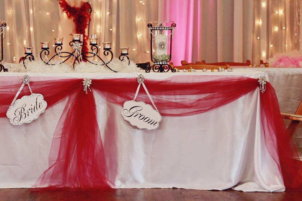 Cozy Glamour Wedding Decor Rentals