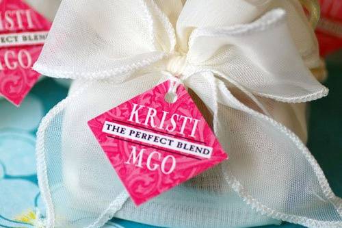 Adorn your wedding favors with these beautiful personalized designer gift tags to add a personal touch to your event.