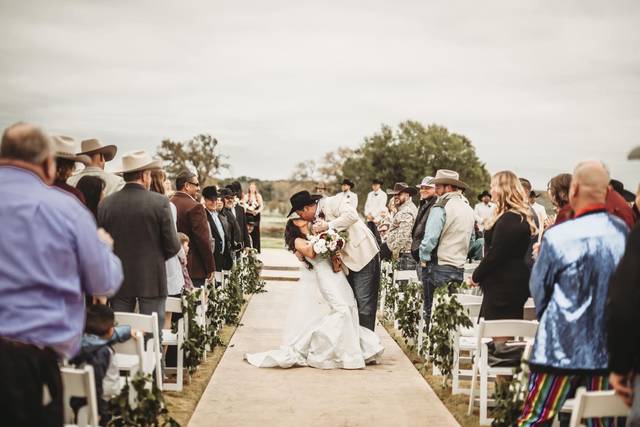 Outdoor ceremony
