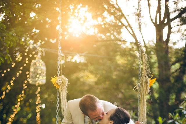 Golden hour weddings