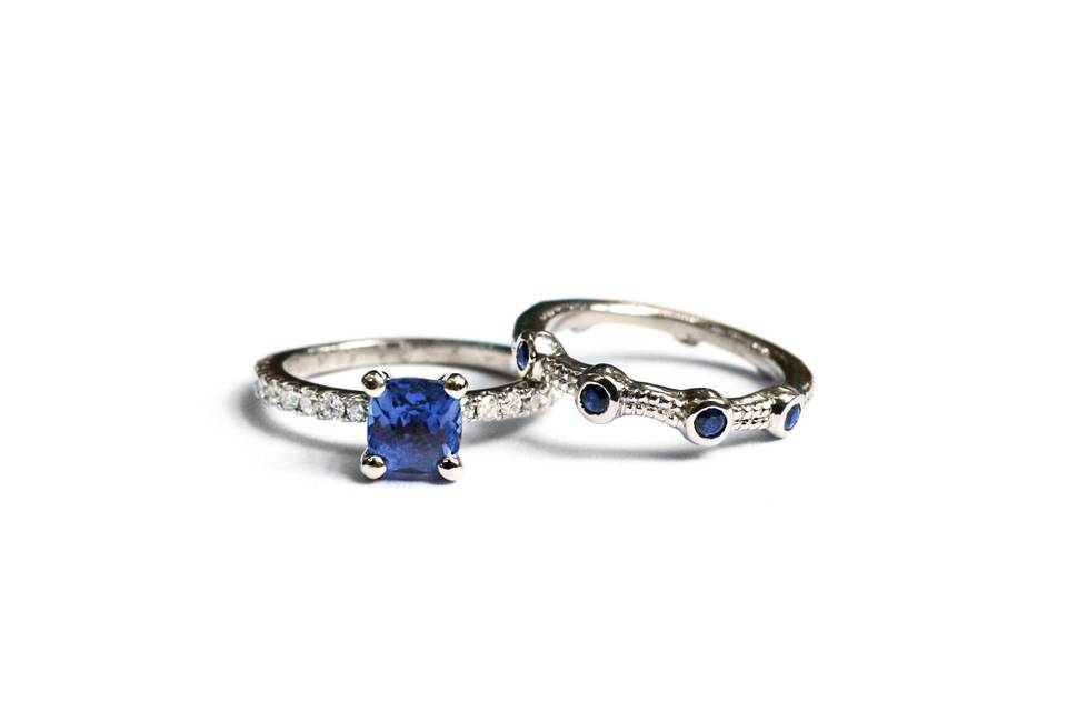 14k white gold wedding set, set with diamond and blue sapphire.