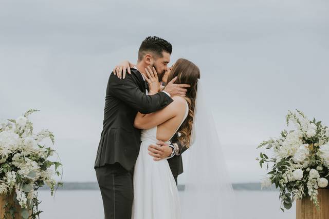 Couple kissing