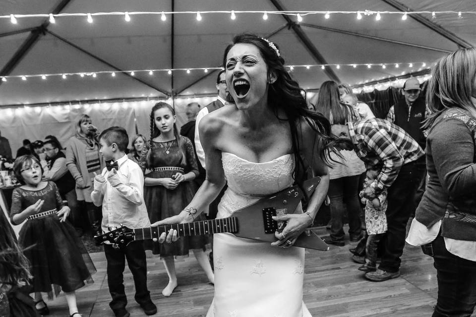 A rocking bride