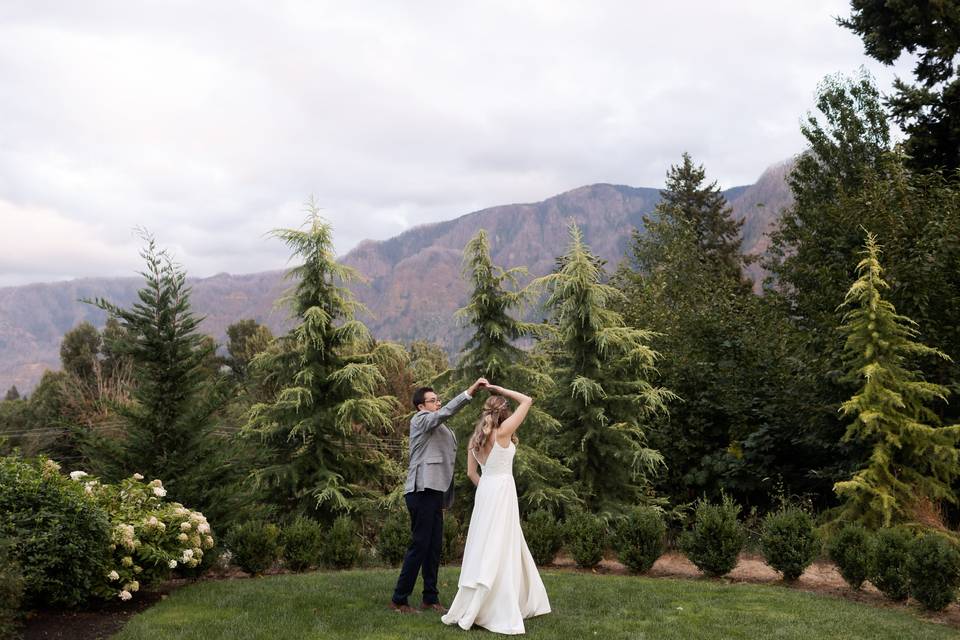 Dancing in the columbia gorge
