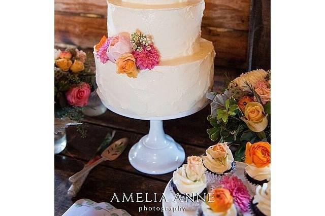 White wedding cake with flowers