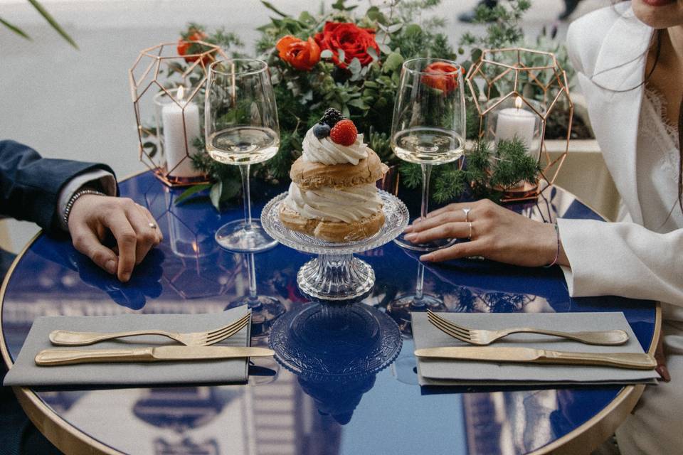 Elopement wedding cake