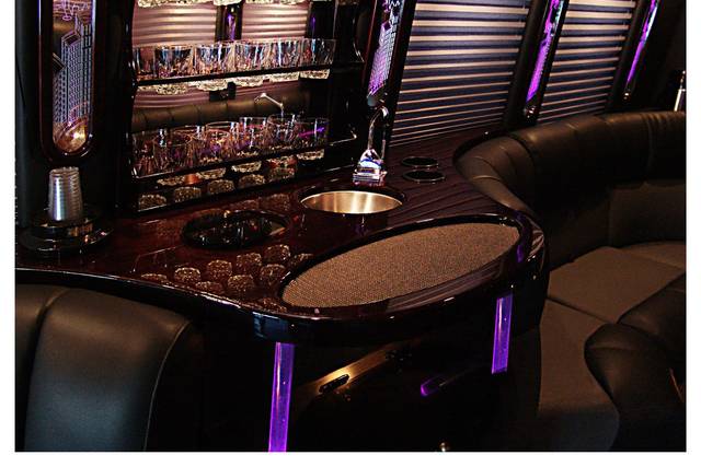 AES LIMOUSINE SERVICE, INC
