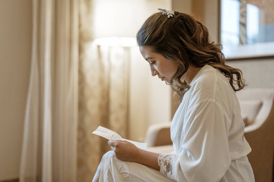 Bride reading love note