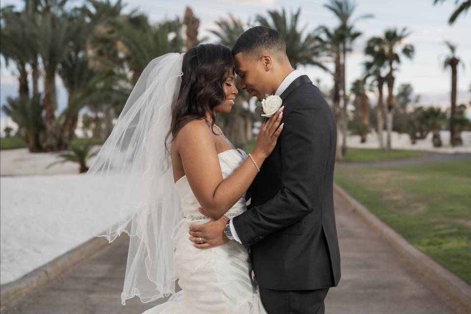 Bride reading love note