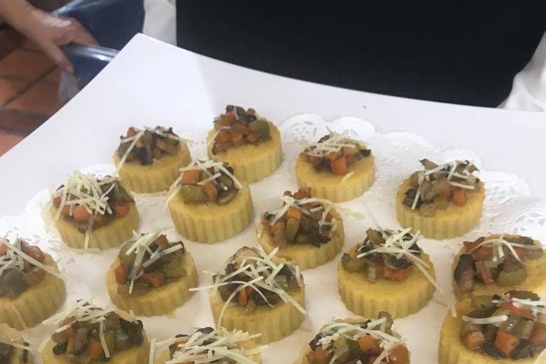 Hors d' Oeuvres