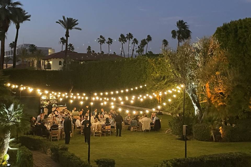 Front lawn dinner