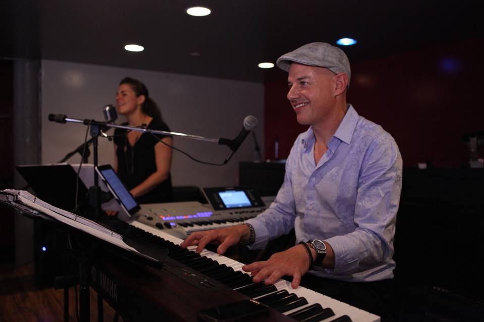 Noam Eisen - Wedding Pianist, Singer