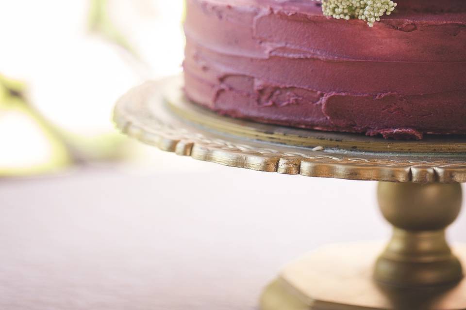 Wedding cake with pink rose