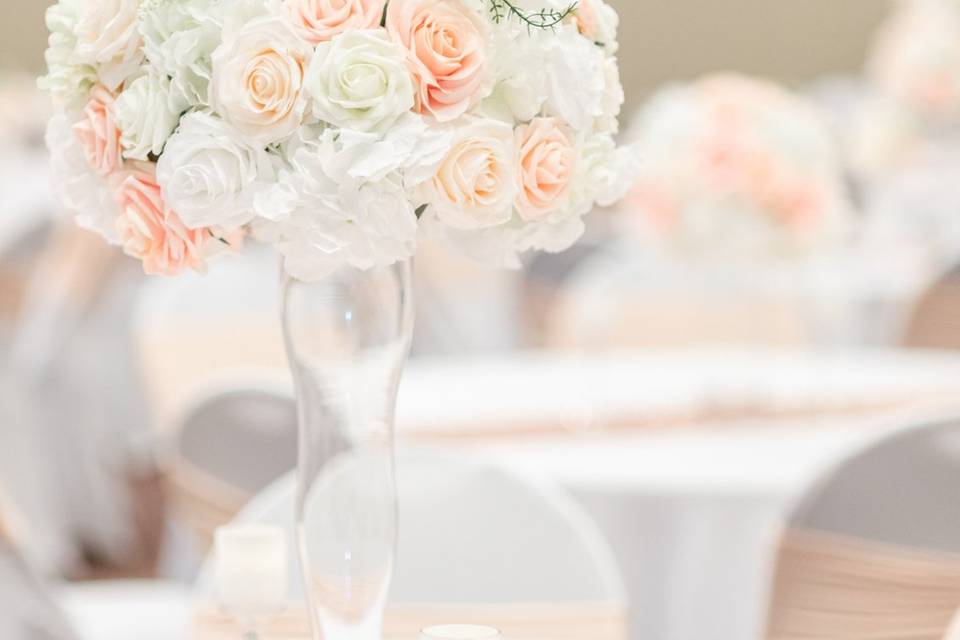 Blush and ivory centerpieces