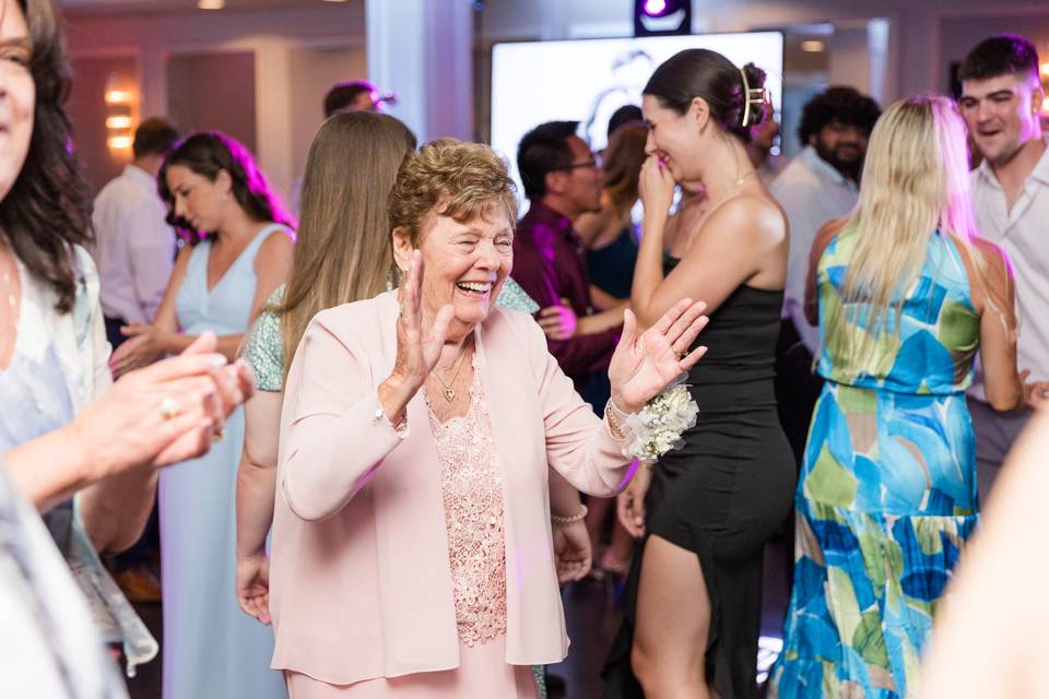 New Jersey Wedding DJ + Photo
