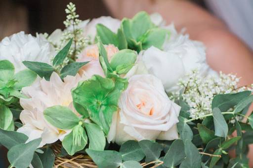 Scottsdale wedding • Scottsdale wedding photographer • pink wedding florals • bridal beauty • Arizona wedding • Arizona bride • flower girl • bride