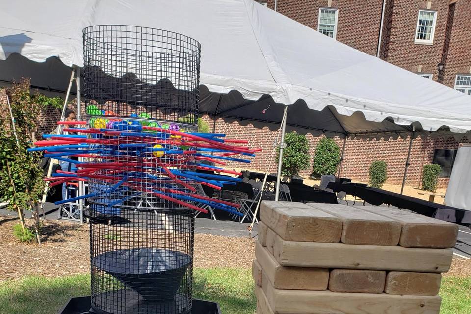 Giant Jenga and Giant Kerplunk