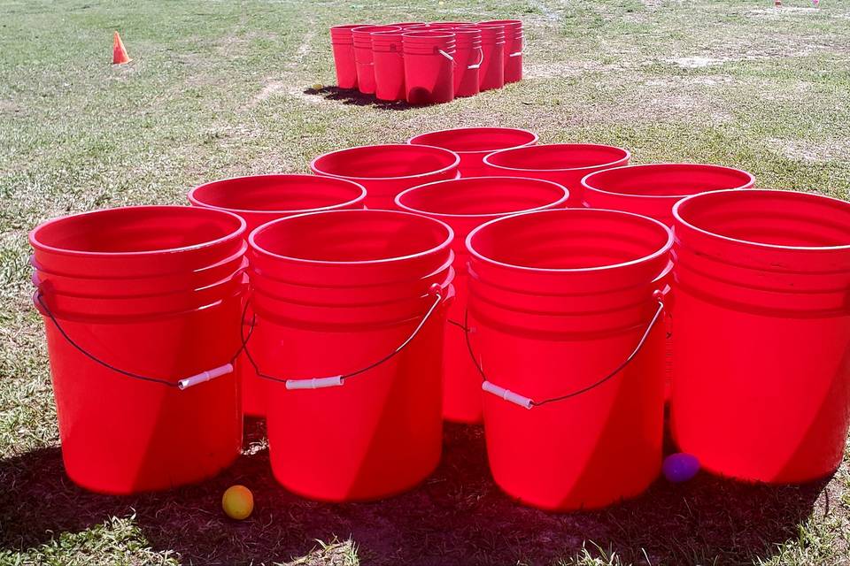 Bucket Pong