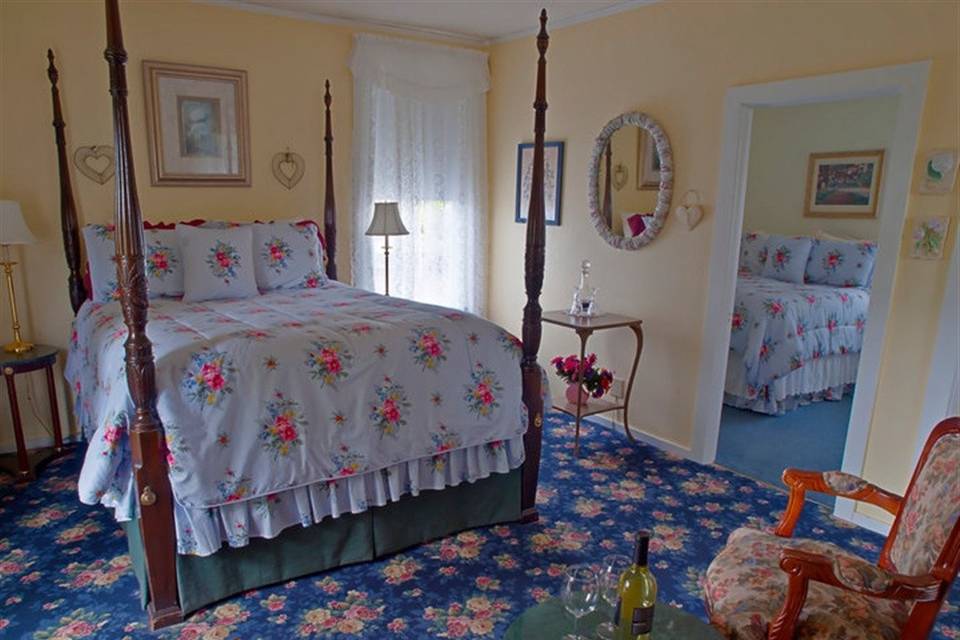 Shady Oaks Country Inn