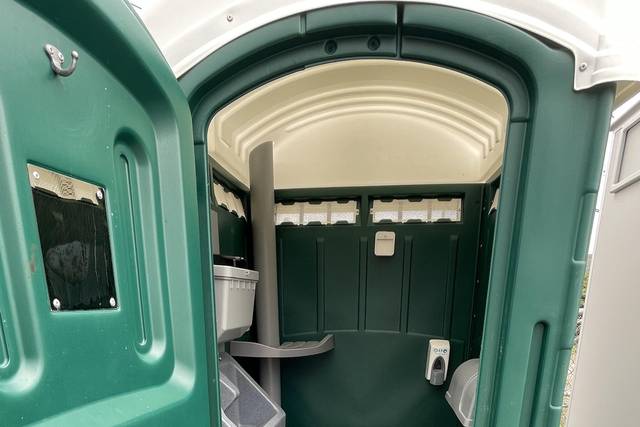Deluxe Flush Interior