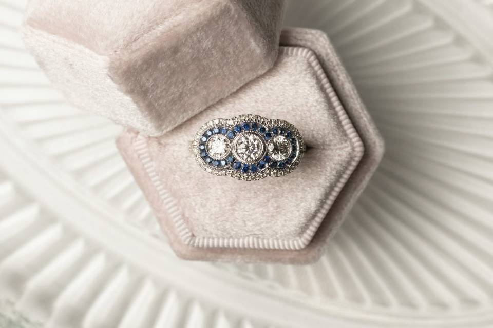 Vintage blue and white diamond