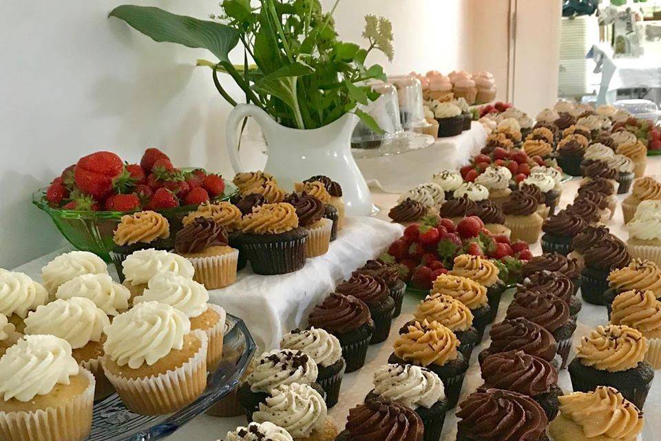 Rows and rows of cupcakes