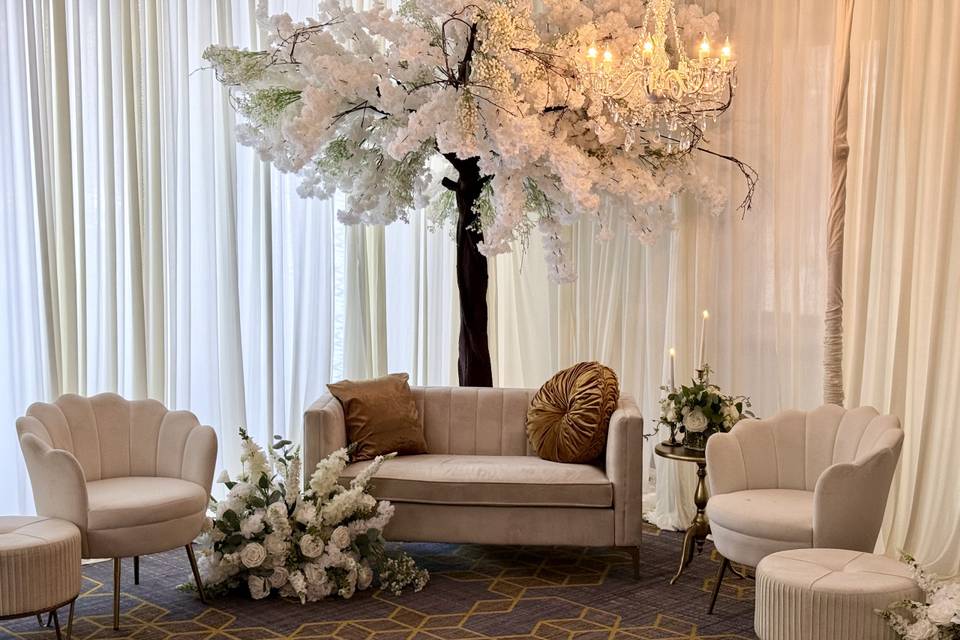 Lounge Area